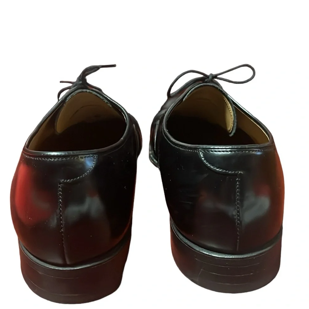 Johnston & Murphy Size 10 Black Dress Melton Cap Toe Shoes